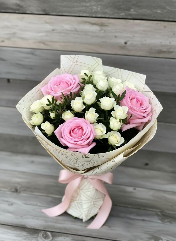 Букет цветов из: Розы в Соколовом