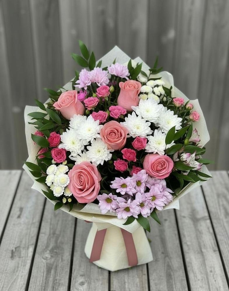 Букет цветов из: Альстромерии, Гвоздики, Розы и Хризантемы в Соколовом