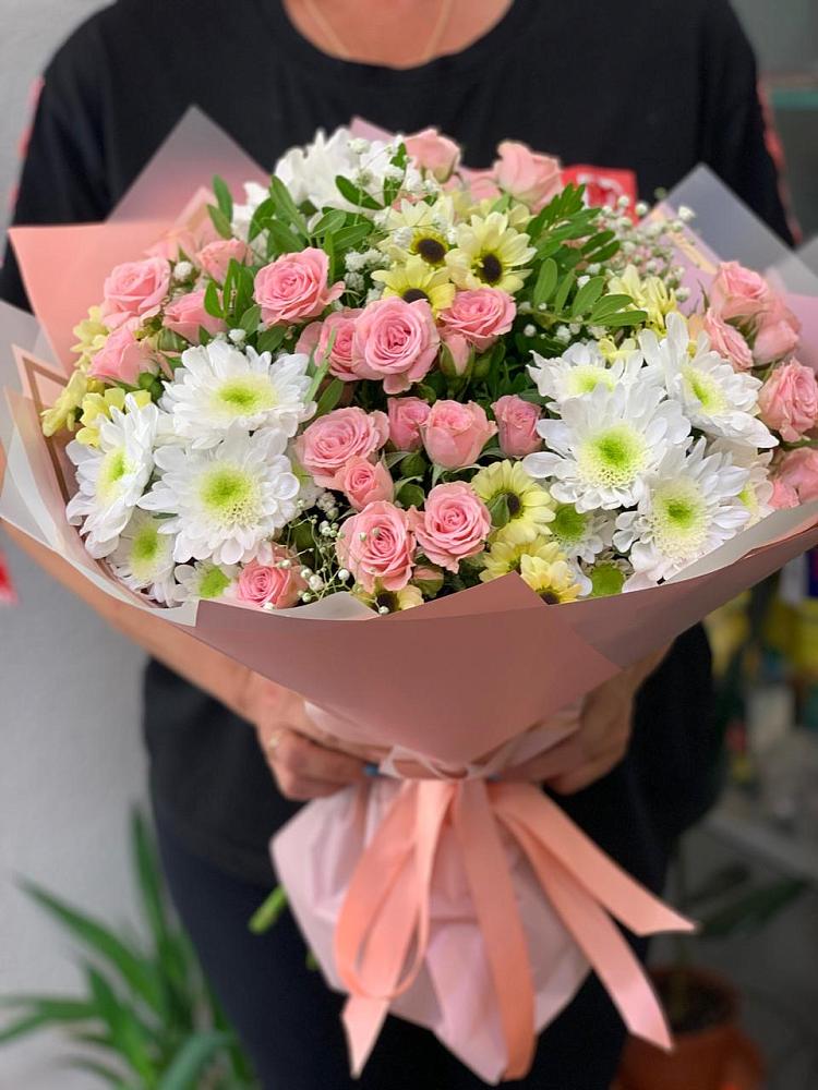 Букет цветов из: Розы и Хризантемы в Соколовом