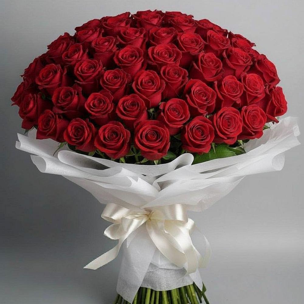 Букет 101 Красная роза Блэк Мэджик в Соколовом