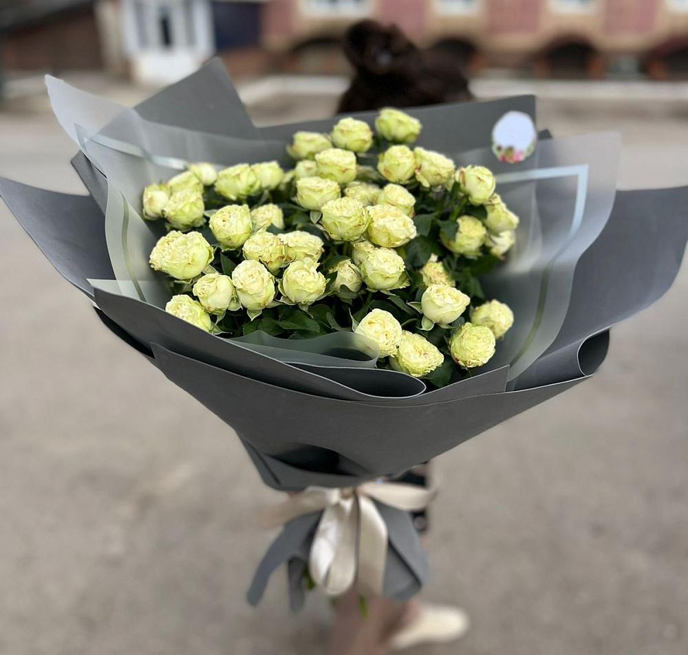 Белые кустовые розы Солинеро в Соколовом Букет Белые кустовые розы Солинеро в Соколовом