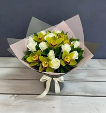 Букет цветов из:  Орхидеи и Розы #REPLACE_PRED# Соколовом