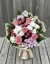 Букет цветов из:  Альстромерии, Гвоздики, Розы и Хризантемы в Соколовом