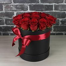 Цветочная композиция из Розы в шляпной коробке в Соколовом