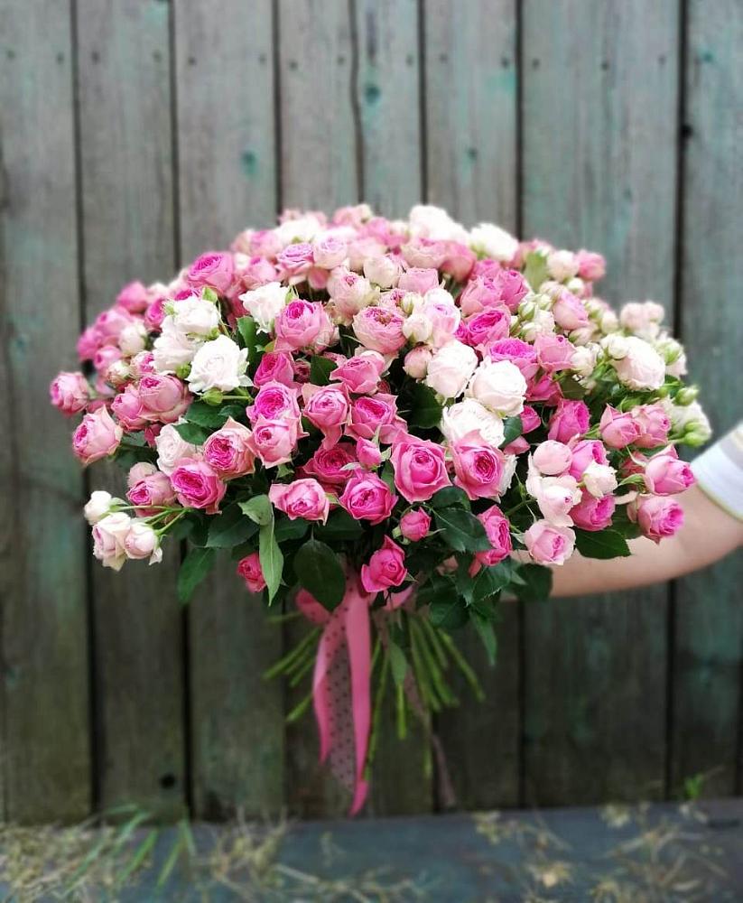 Букет Розовые кустовые розы Натали и Лав Лидия в Соколовом