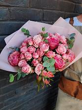 Букет розы в пальмах в Соколовом Букет цветов из: Розы в Соколовом