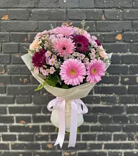 Букет цветов из:  Герберы и Хризантемы в Соколовом