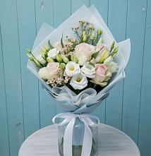 Букет цветов из:  Розы и Лизиантусы в Соколовом