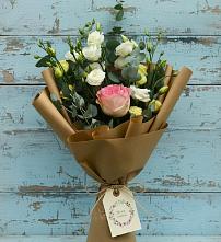 Букет цветов из:  Розы и Лизиантусы в Соколовом